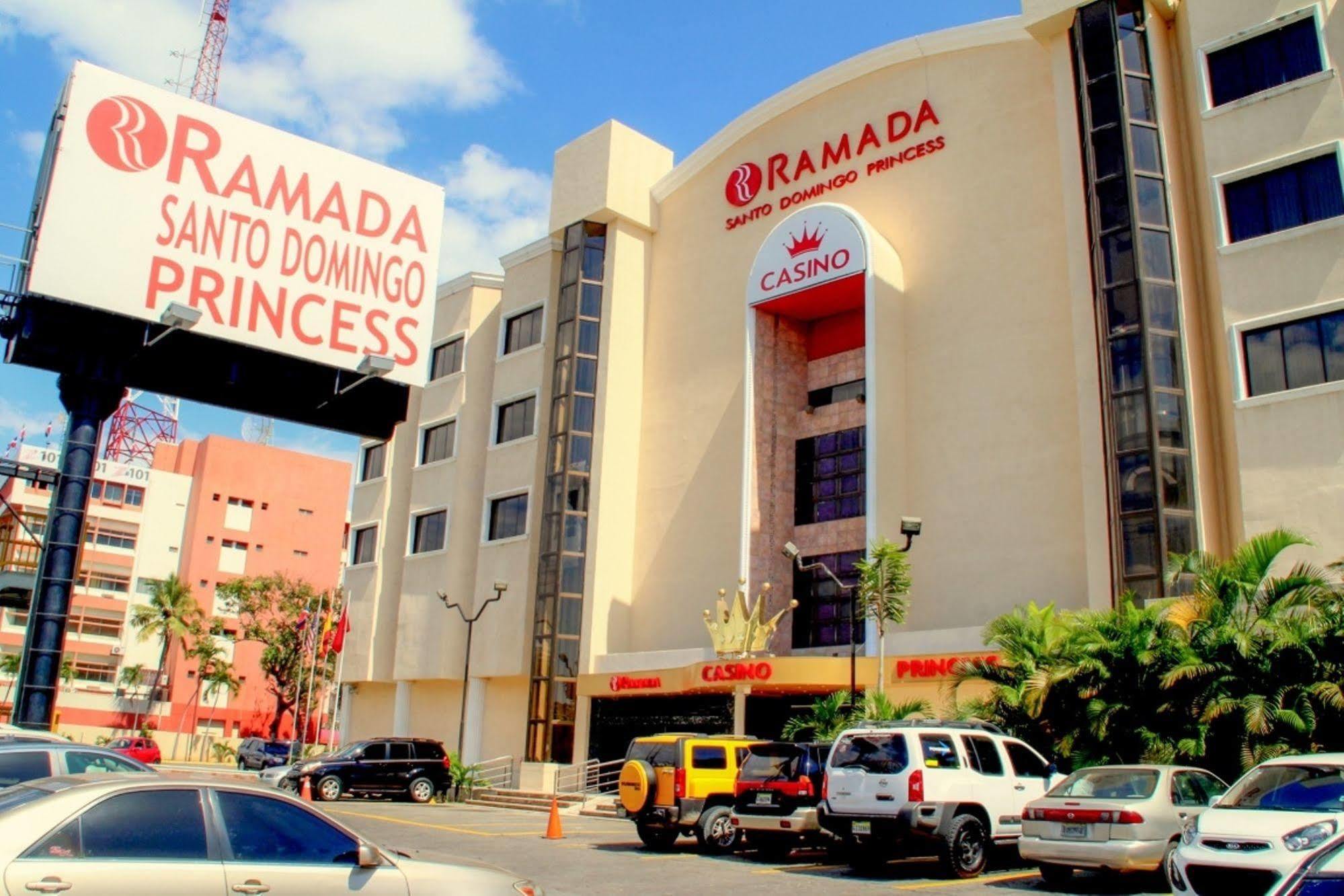 Ramada By Wyndham Princess Santo Domingo Eksteriør billede